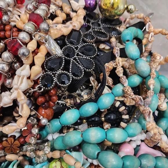 5 lb Mystery Jewelry Box – Bulk Lot for Resale, Crafting & Collecting - Picture 3 of 15